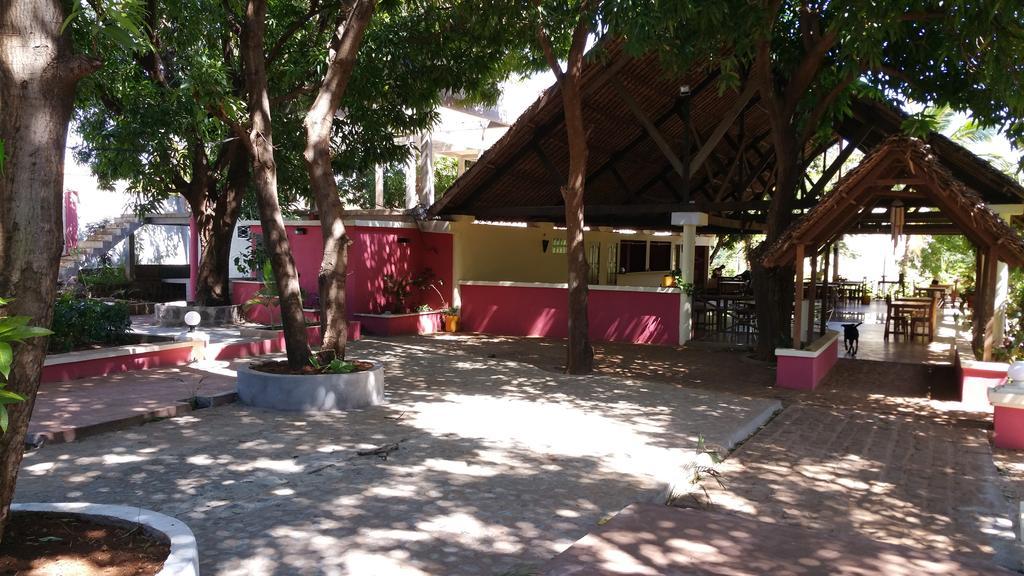 AR Sun Hotel Antsiranana Exterior foto