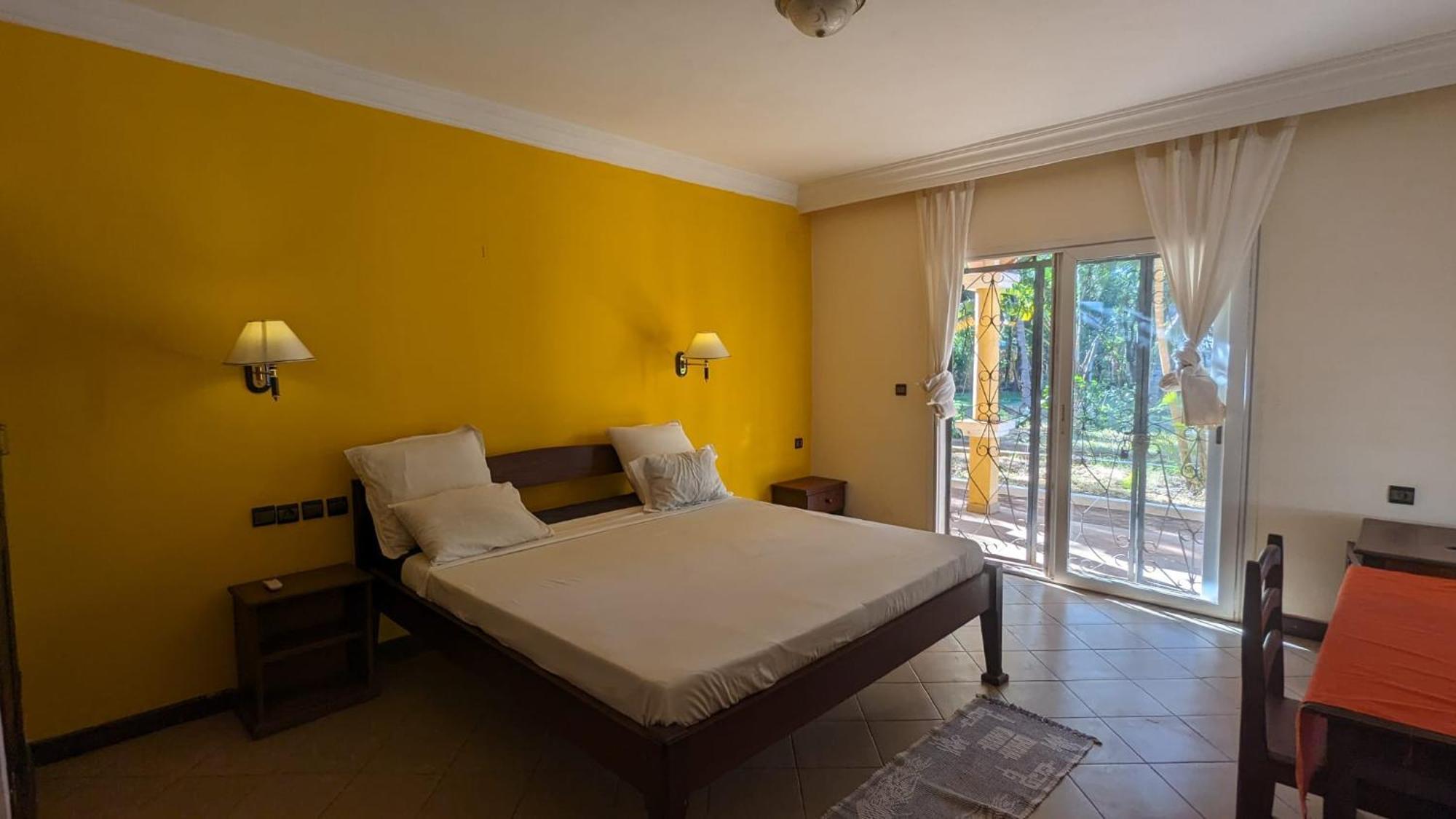 AR Sun Hotel Antsiranana Exterior foto